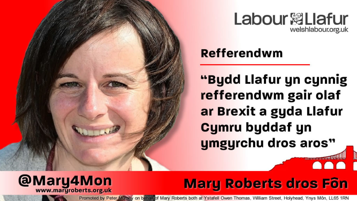 Mary Roberts: Refferendwm